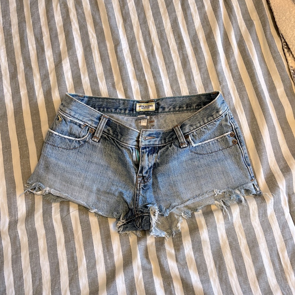 Abercrombie denim short short size 0